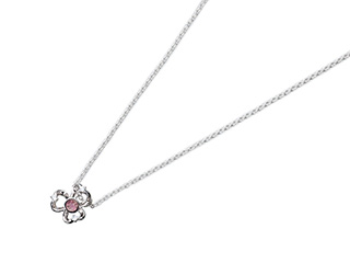 ペンダント（クローバー）の写真